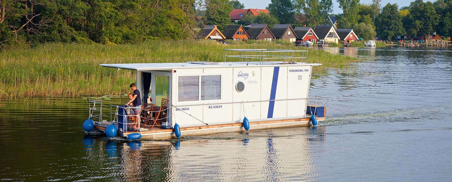 Febomobil 990 - das schwimmende Ferienhaus